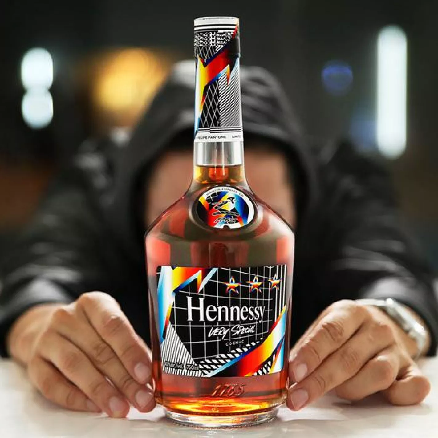 Bouteille Hennessy de la collaboration avec Felipe Pantone